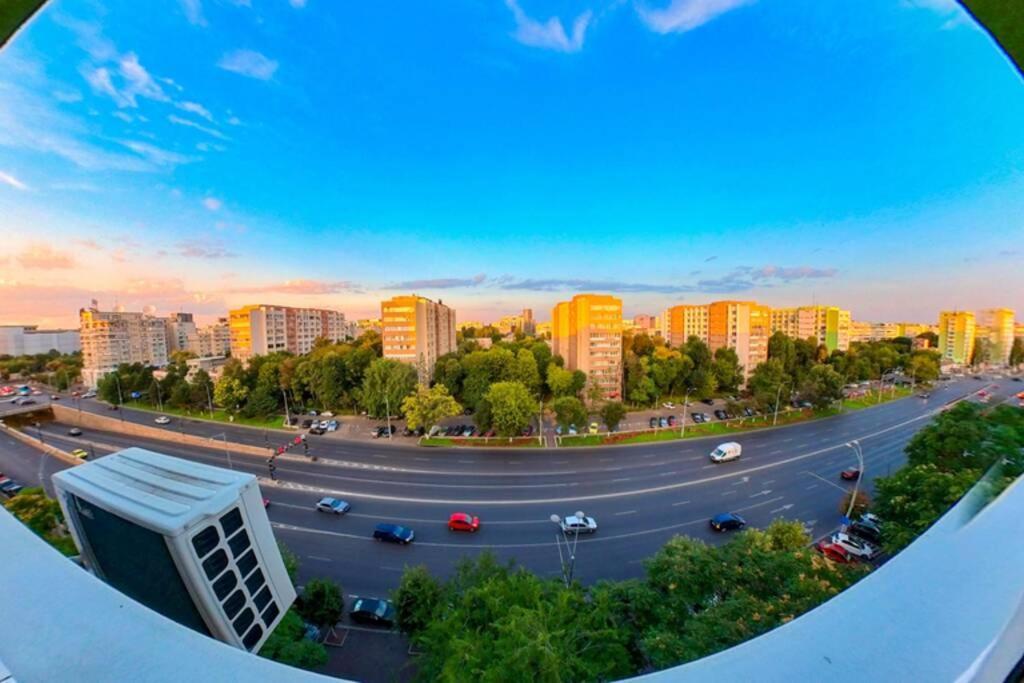 Modern 1 Bedroom Apartment In Bucharest Center! Ngoại thất bức ảnh