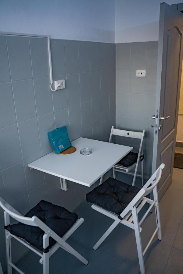 Modern 1 Bedroom Apartment In Bucharest Center! Ngoại thất bức ảnh
