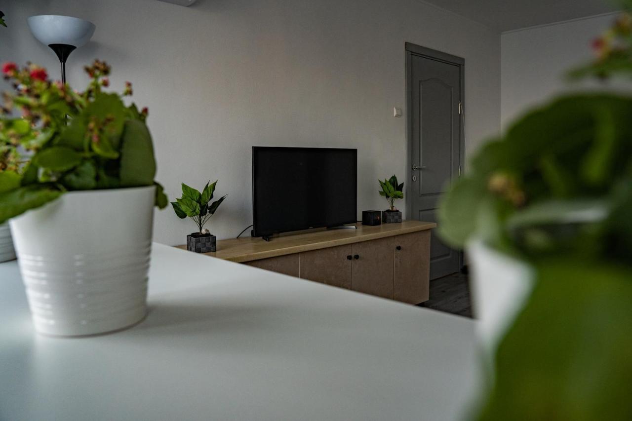 Modern 1 Bedroom Apartment In Bucharest Center! Ngoại thất bức ảnh